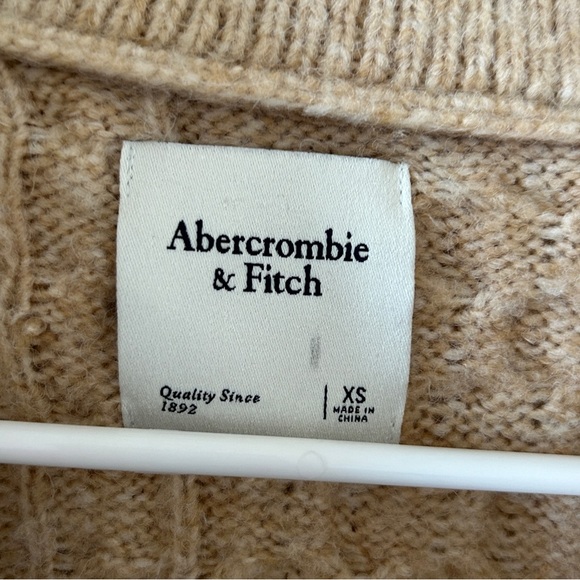 Abercrombie & Fitch Knit Pop Over 1/3 Zip Sweater Women’s XSmall Beige Cozy - Picture 5 of 11